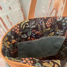 Load image into Gallery viewer, The Simple Tote