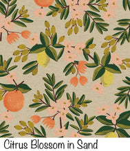 Load image into Gallery viewer, Medium Nesting Zipper Pouch in Waxed Canvas