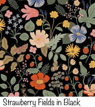 Load image into Gallery viewer, Medium Nesting Zipper Pouch in Waxed Canvas