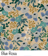 Load image into Gallery viewer, Medium Nesting Zipper Pouch in Waxed Canvas