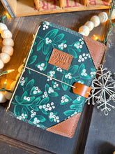 Load image into Gallery viewer, The Juniper Journal - Snowberries