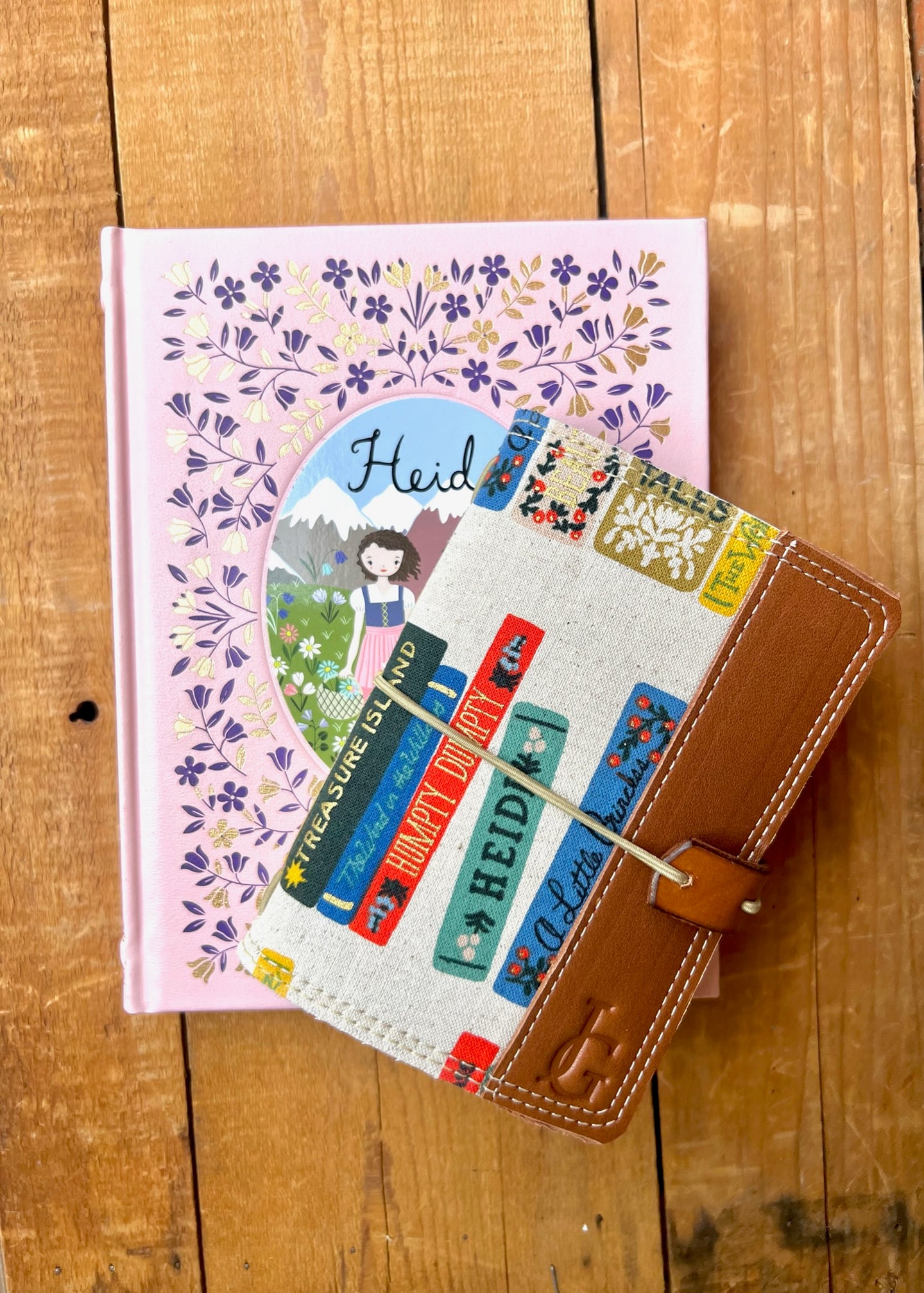 The Mini Journal - Book Club in Linen