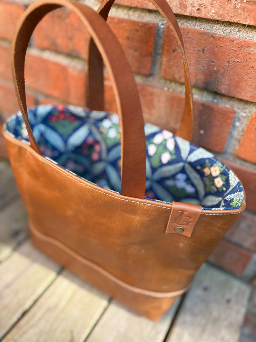 The Grab + Go Tote