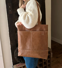 Load image into Gallery viewer, The Simple Tote