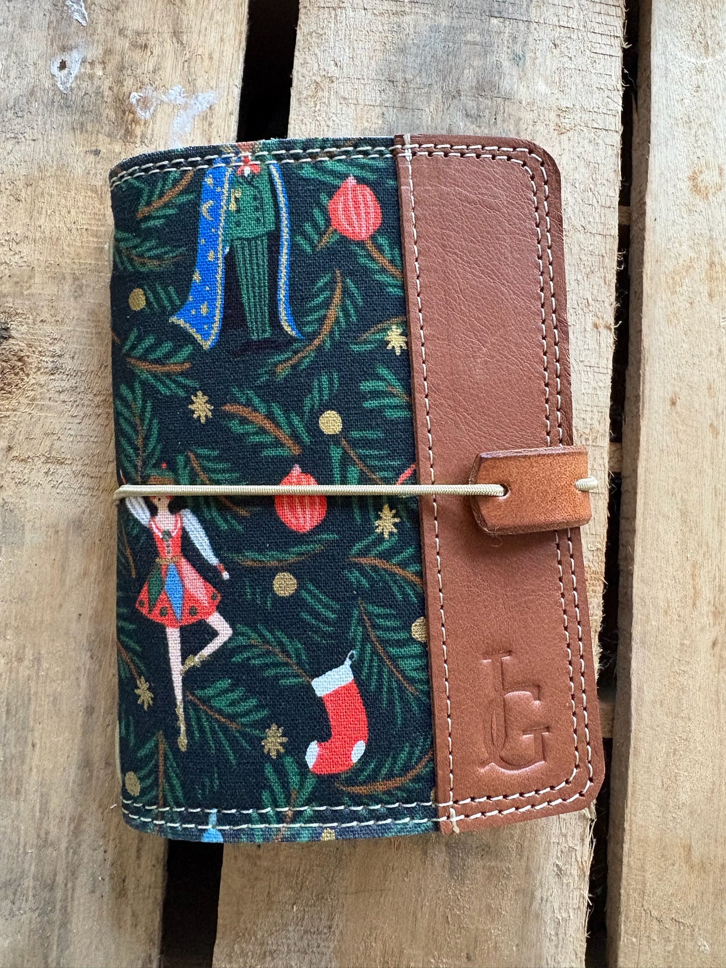 The Mini Journal - Nutcracker