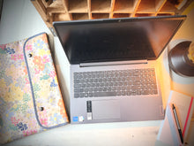 Load image into Gallery viewer, The Tech Pouch