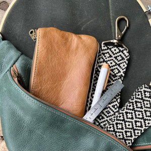 The Deluxe Single Zipper Pouch