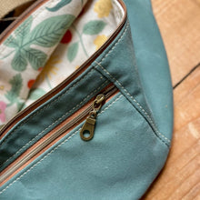 Load image into Gallery viewer, The Deluxe Belt Bag (Ready to Ship)