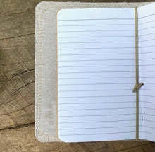 Load image into Gallery viewer, The Mini Journal - Snowberries