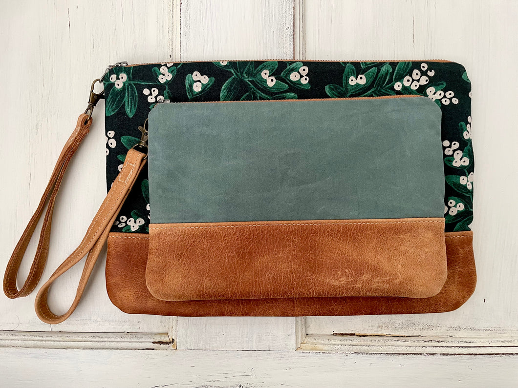 Medium Nesting Zipper Pouch in Waxed Canvas and Leather