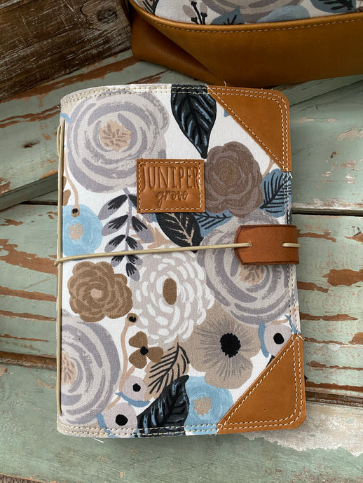 The Juniper Journal - English Garden in Linen