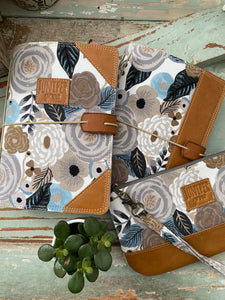 The Cedar Journal - English Garden in Linen