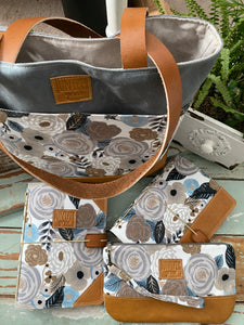 The Cedar Journal - English Garden in Linen
