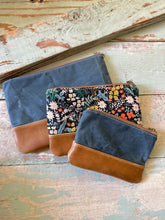 Load image into Gallery viewer, Set of Three Nesting Zipper Pouches